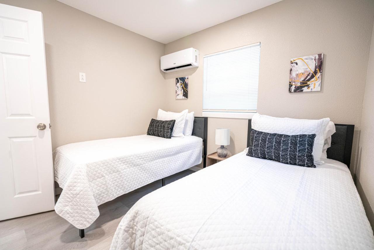 University Serenity Suites Tampa Kültér fotó